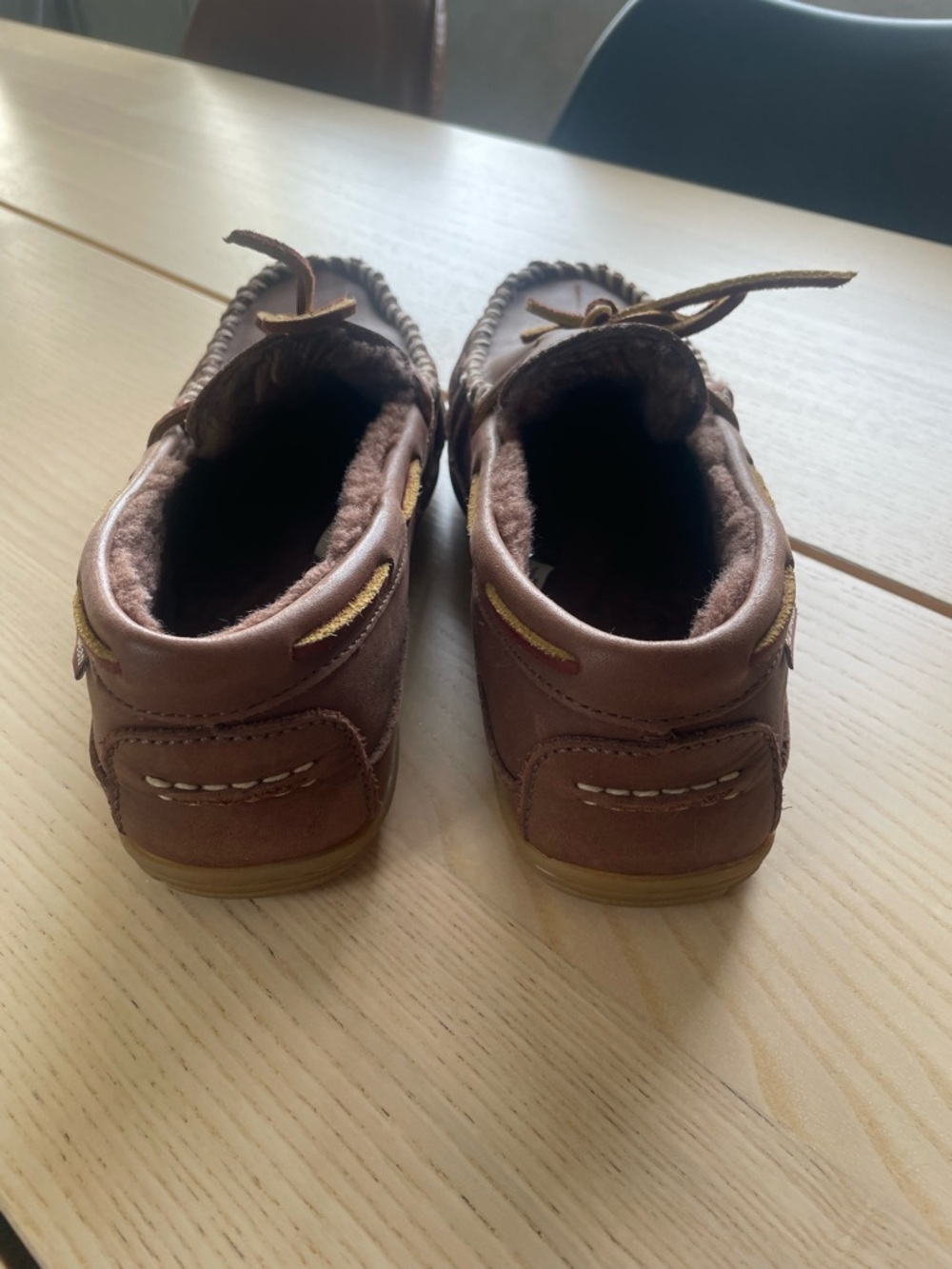 L.L.Bean Wicked Good Moccasin slippers ladies size 9 moccasin slippers leather - Picture 7 of 11